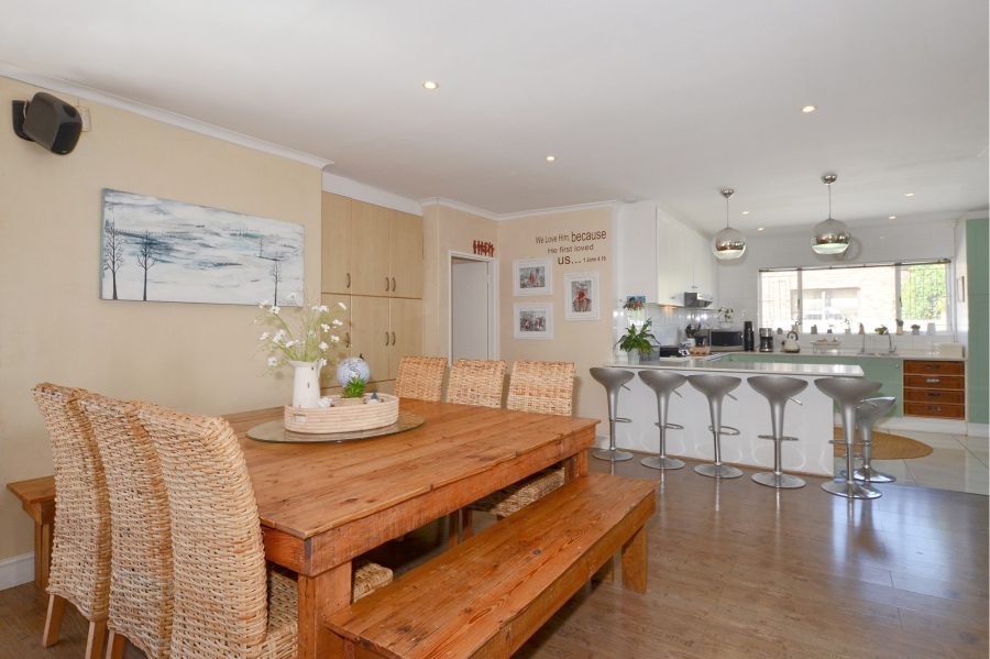 5 Bedroom Property for Sale in Welgelegen 2 Western Cape